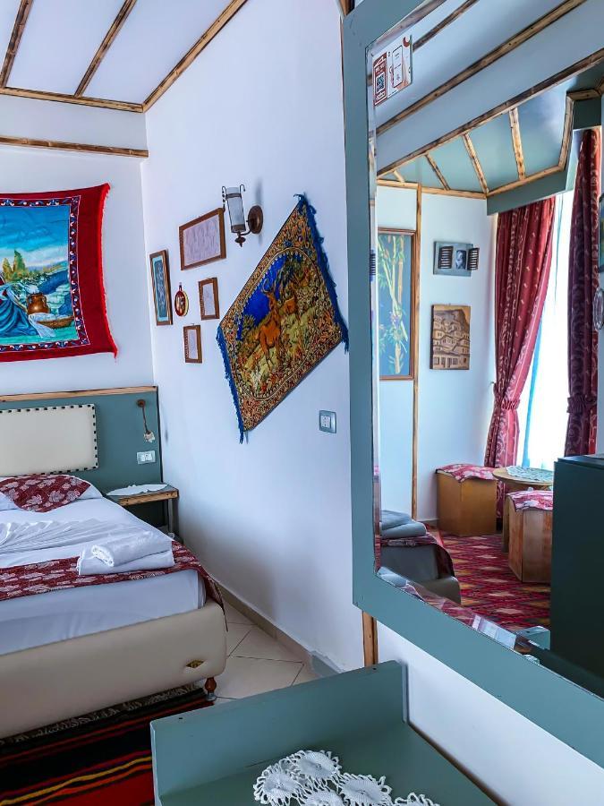 סרנדה Oda'S Room מראה חיצוני תמונה