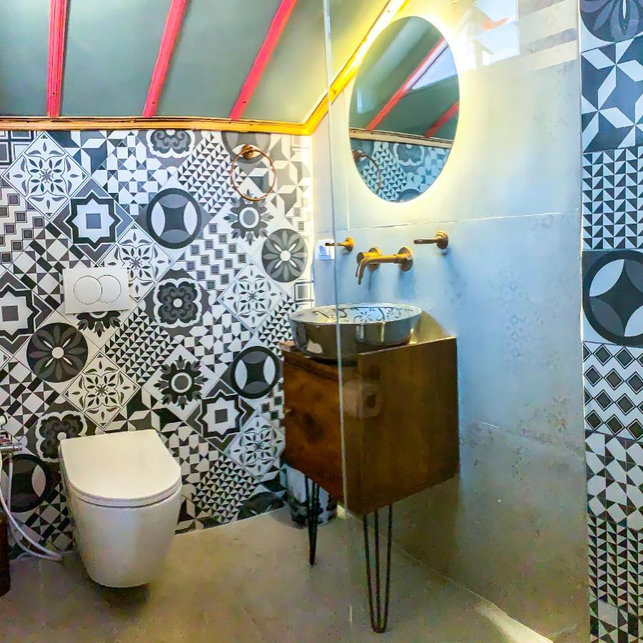 סרנדה Oda'S Room מראה חיצוני תמונה