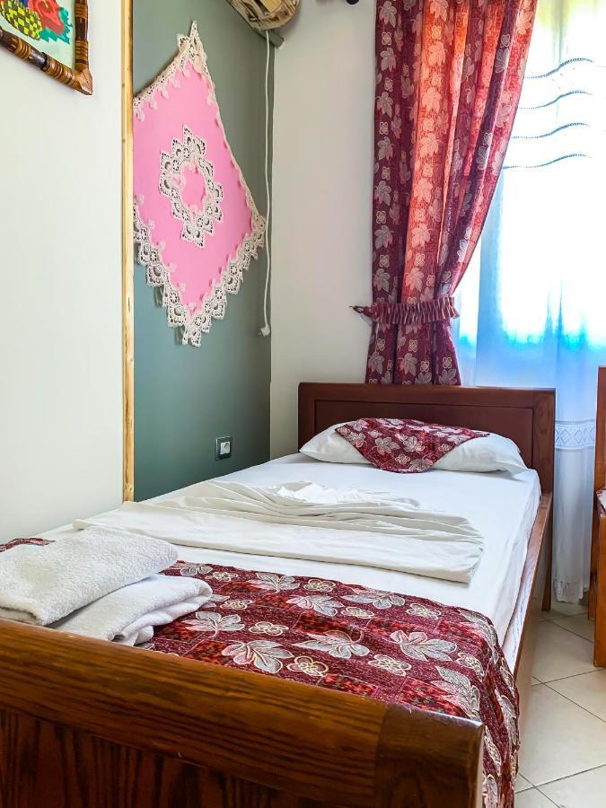סרנדה Oda'S Room מראה חיצוני תמונה