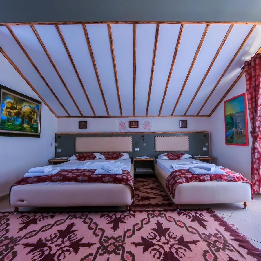 סרנדה Oda'S Room מראה חיצוני תמונה