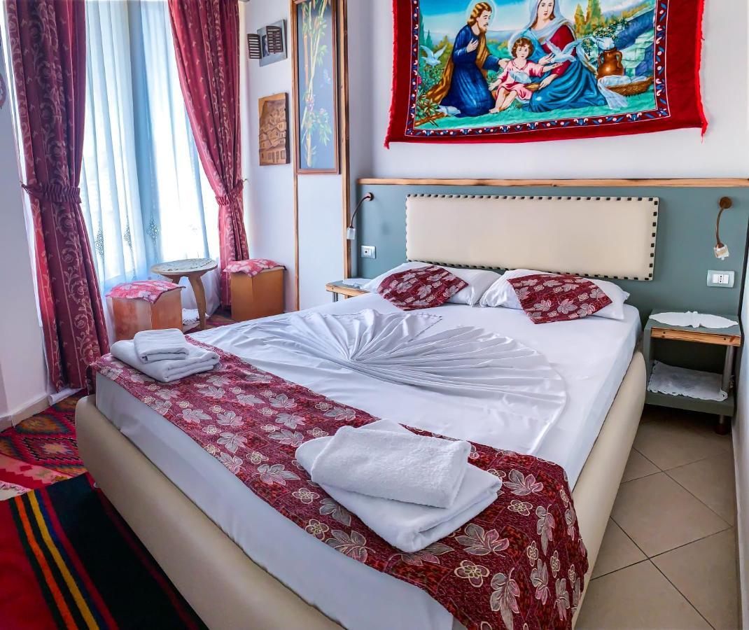 סרנדה Oda'S Room מראה חיצוני תמונה